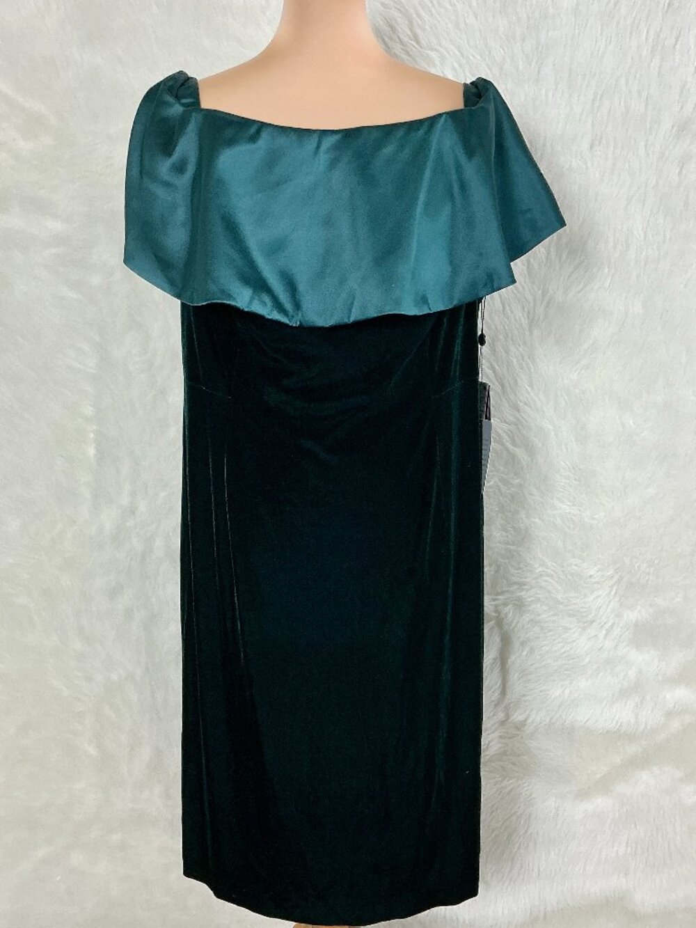 Adrianna Papell Emerald Green Off Shoulder Satin Velvet Sheath Dress NWT 20W